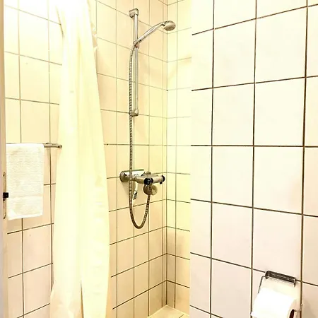 Apartman Spacious For 6