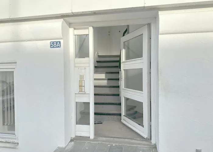 Spacious For 6 프레데릭스하운