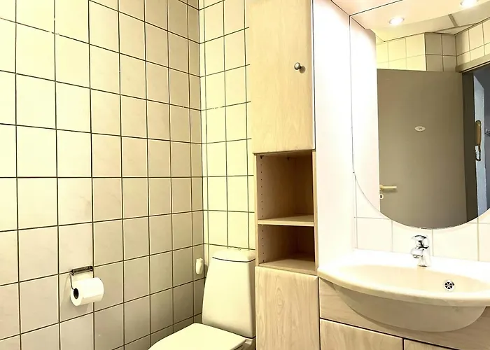 Spacious For 6 아파트